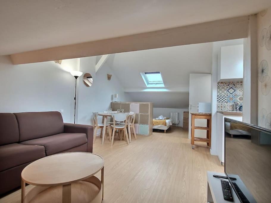 Apartment Au Bord Du Canal G *paris*disney*gare* *